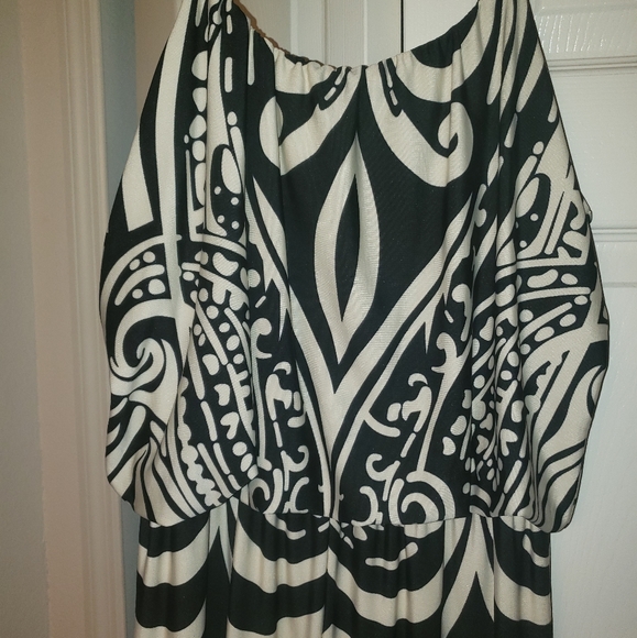 Jumpsuit - Picture 2 of 3